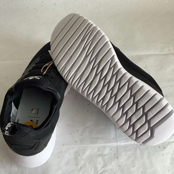 ADIDAS HELLO KITTY ORIGINALS FLEX SHOES new without  box‎ sz 3 - Picture 7 of 10